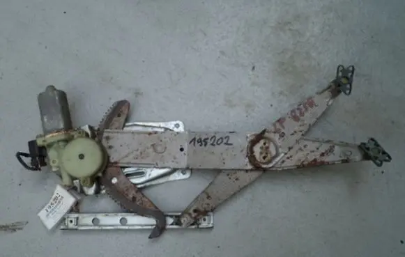 Ford Taurus Front door window regulator with motor