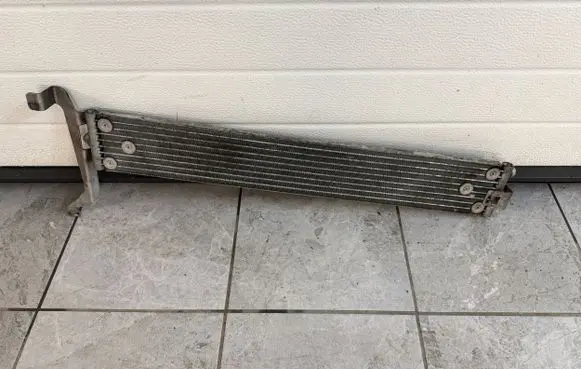 Volkswagen Amarok Transmission/gearbox oil cooler 2H0317019