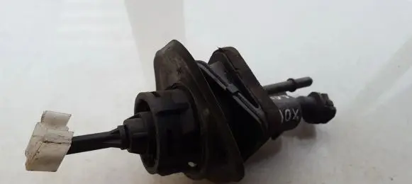 Mazda 3 I Clutch master cylinder 3m517a543bd 3m51-7a543-bd