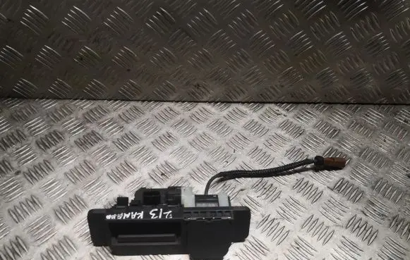 Mercedes-Benz E W213 Tailgate/boot open switch button 0997501600 A0997501600