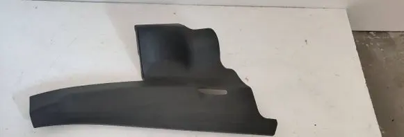 (B) pillar trim (bottom)