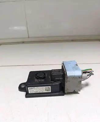 Peugeot 2008 I Other control units/modules 980770908004 V29046805B