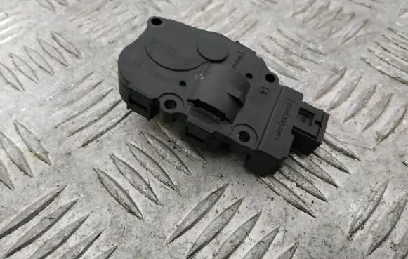 BMW 5 GT F07 Intake manifold valve actuator/motor EFB330 K9749005