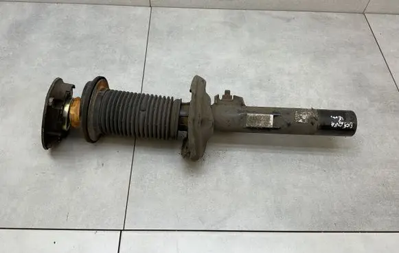 Skoda Octavia Mk3 (5E) Front shock absorber/damper 5Q0413023GJ