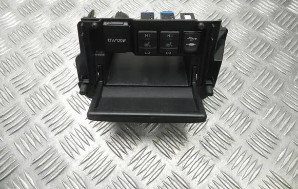 Toyota Corolla E160 E170 EUR ISO radio connector 103365A0