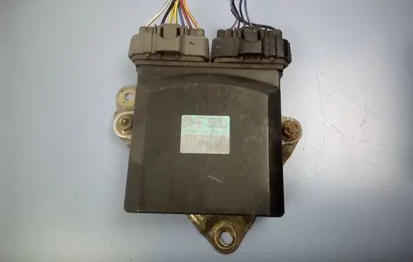 Mazda 6 Fuel injection control unit/module RF5C18701A 1310001241