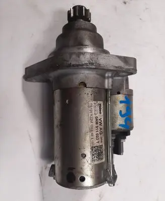 Volkswagen Golf VII Starter motor 0AM911023T
