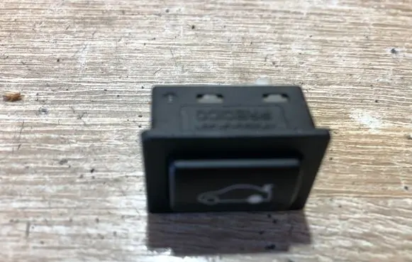 BMW 3 F30 F35 F31 Tailgate opening switch 920031603
