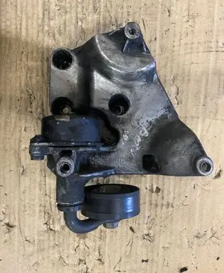 BMW 3 E46 A/C compressor mount bracket 64557787319