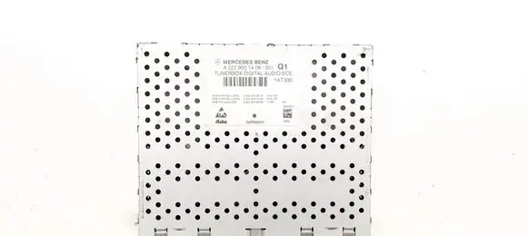 Mercedes-Benz C W205 HiFi Audio sound control unit A2229001408