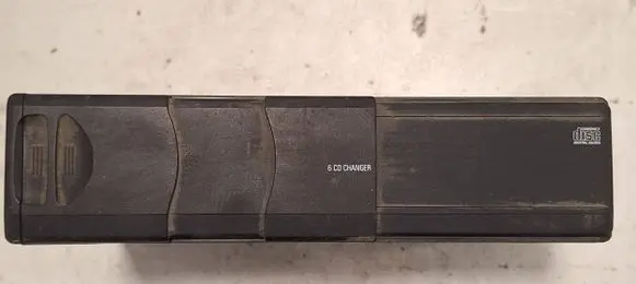 BMW 5 E39 CD/DVD changer 2431991 70747W140 65126913388