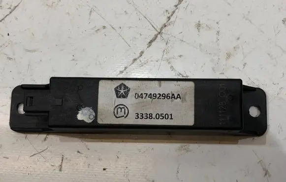 Jeep Grand Cherokee Keyless (KESSY) go control unit/module 04749296AA 33380501
