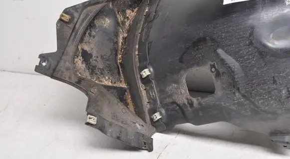 BMW i4 Front arch 8738046