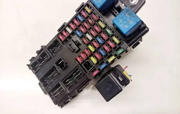 Hyundai Santa Fe Fuse box set 9540026500
