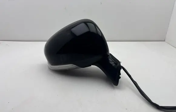 Toyota Prius (XW30) Front door electric wing mirror E4022865