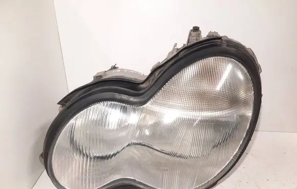 Mercedes-Benz C W203 Headlight/headlamp A2038200161