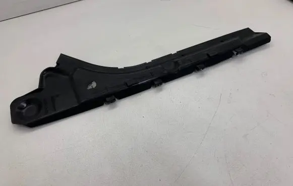 Mercedes-Benz S W221 Other engine bay part A2218890425 BBP154602