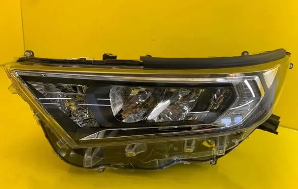 Toyota RAV 4 (XA50) Headlight/headlamp 8990742020