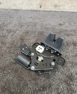 Tesla Model Y Tailgate/trunk/boot lock/catch/latch 1500604CNB CJZ22206141205