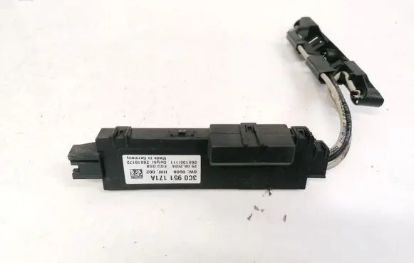 Volkswagen PASSAT B6 Alarm control unit/module 3C0951171A