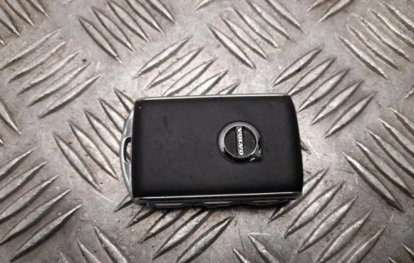 Volvo S90, V90 Ignition key/card 32256953