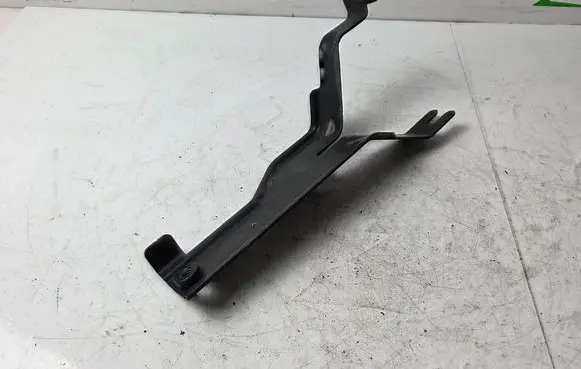 Mercedes-Benz E W212 Headlight/headlamp mounting bracket A2126200900