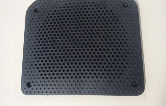 BMW 1 F40 Subwoofer grill/trim 2622499