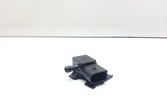 BMW 3 E90 E91 Exhaust gas pressure sensor 7805152