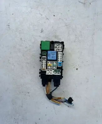 Citroen DS4 Fuse module 9665492680