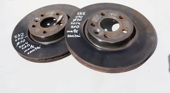 Volvo V70 Front brake disc 90R02C01203