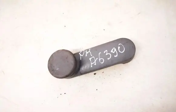 Opel Vectra B Front door window winding handle 90247150 90224834