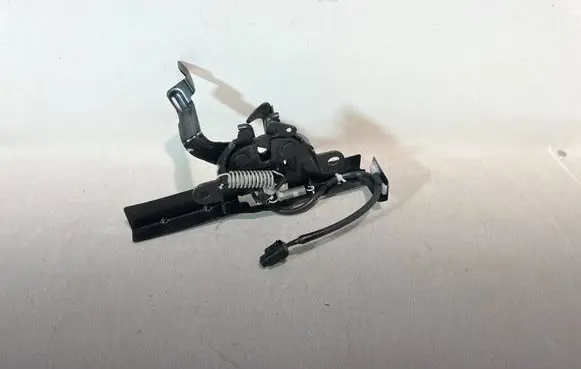 Toyota C-HR I Engine bonnet/hood lock/catch ZAMEKMASKICHR