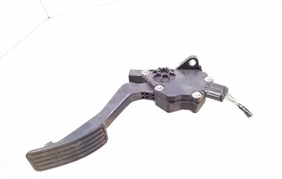 Subaru Forester SH Accelerator throttle pedal 36010AG140 1988007120