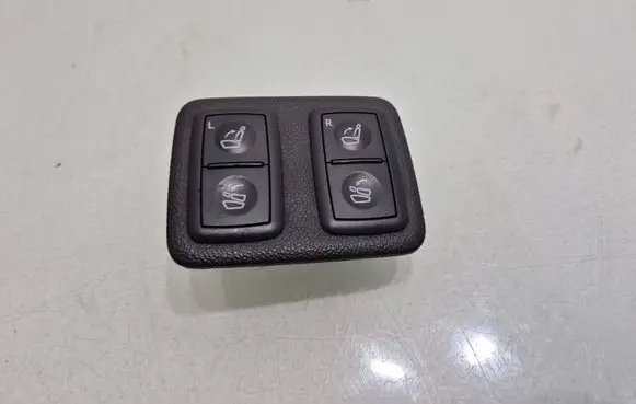 Mercedes-Benz GL X164 Seat control switch JC389989
