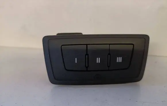 Audi A3 S3 8V Garage door switch 8V5063706
