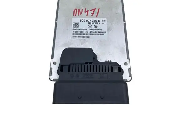 Volkswagen Golf VII Suspension control unit/module 5Q0907376B