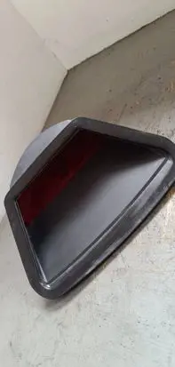 BMW 7 E38 Third/center stoplight 8352788
