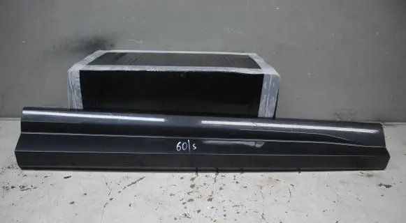 Audi Q2 - Front door trim (molding) 80785050001006177 81A853960A 1711201604
