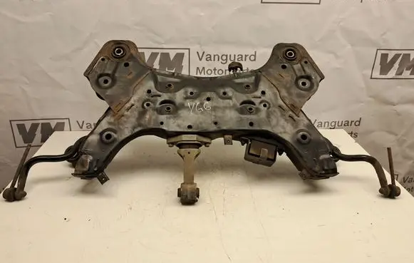 Hyundai i40 Front subframe 624013Z100