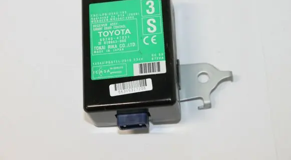 Toyota Prius (XW30) Door control unit/module 8974047031