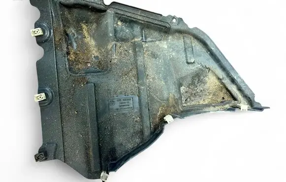 BMW M5 F90 Front underbody cover/under tray 8065822 74850613
