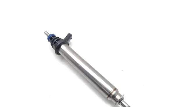 Mercedes-Benz A W176 Fuel injector A2560700187 0261500397