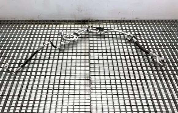Peugeot 3008 II Air conditioning (A/C) pipe/hose 