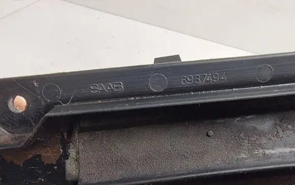 Saab 900 CD Rear air vent grill 6937494