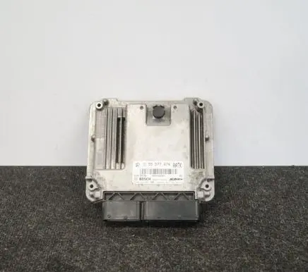 Opel Insignia A Engine control unit/module 555776740281017452