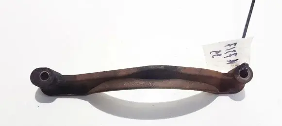 Citroen Xsara Picasso Engine mounting bracket