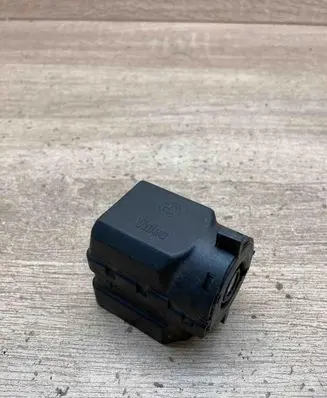 BMW 5 E39 Ignition lock contact 8363706
