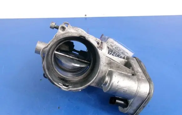 Volkswagen Touareg I Throttle body valve 07Z128070G