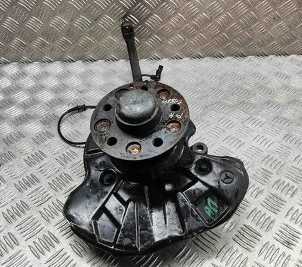 Mercedes-Benz S W220 Front wheel hub A2203303720