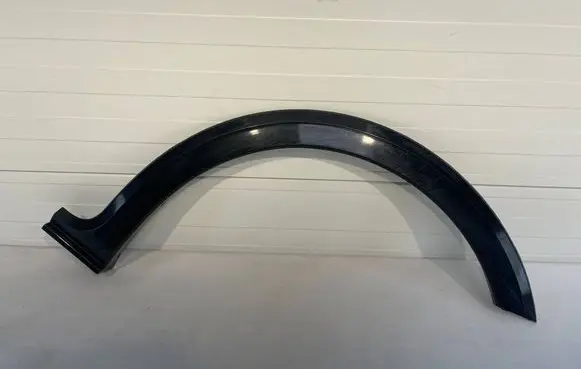 Volkswagen New Beetle Front arch trim 5C5853718J
